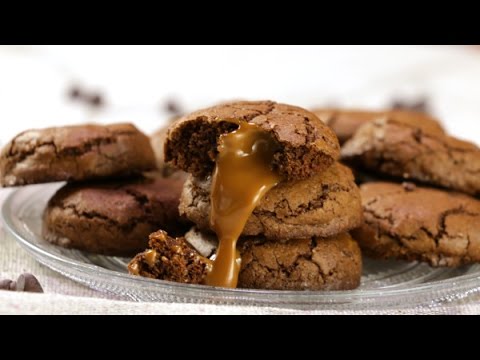 How to make dulce de leche chocolate cookies,chocolate stuffed chocolate chip cookies | home cooking