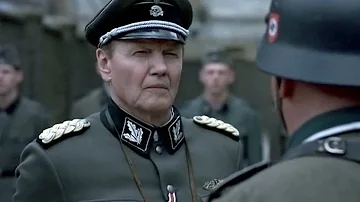 Em qual filme indicado pelo professor aparece o Gueto de Varsóvia *?