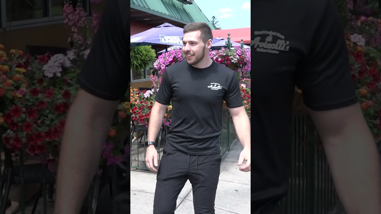 Dave Portnoy Gets Rattled By Pizzeria Owner