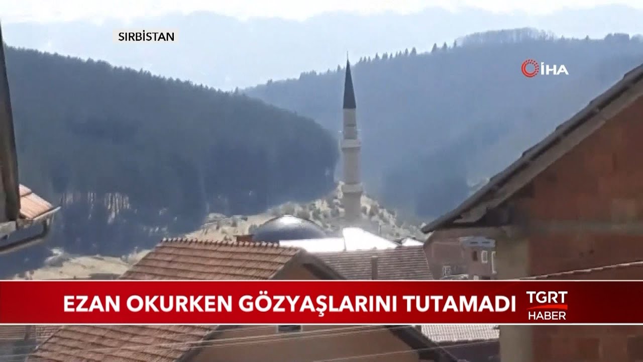 Müezzin Ezan Okurken Gözyaşlarını Tutamadı