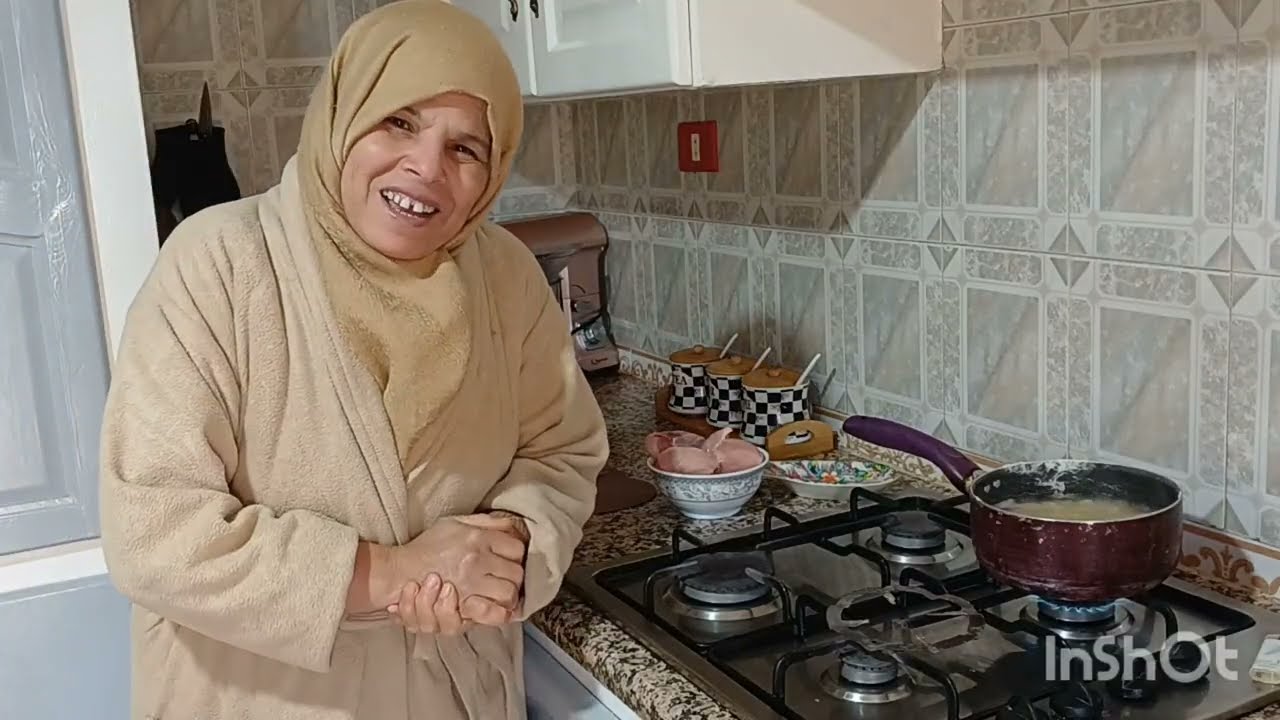 دبارتي وطاولتنا في نهار السادس من رمضان الكريم🌙أحلا حاجة لمة العائلة