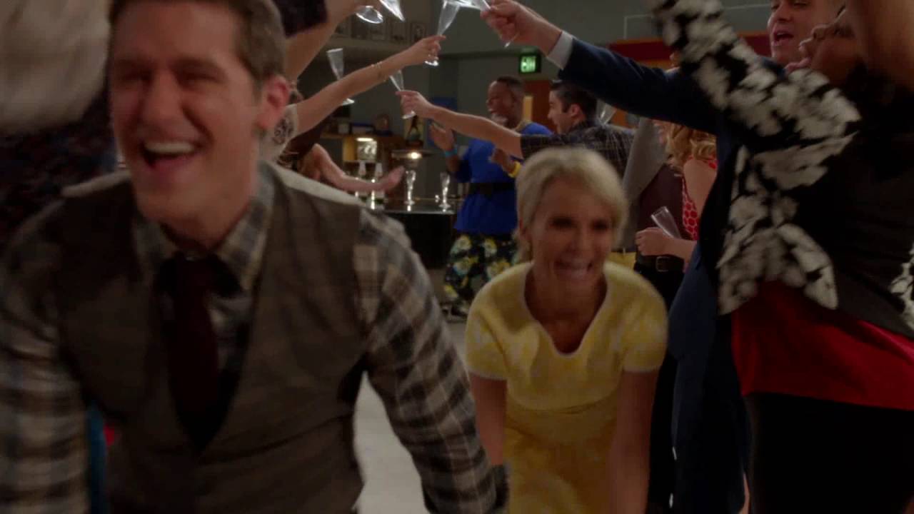 GLEE Full Performance of Raise Your Glass