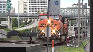 (Northbound) BNSF Mixed Freight Train slowly pulls forward and stops at 21ST Street (Part 1)