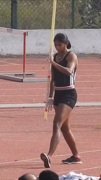 Excellent Performance by a Girl Pole Vault Girls U-19 National #shorts