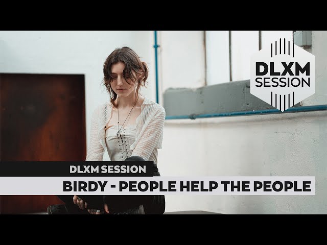 Birdy - People Help The People @ DELUXE MUSIC SESSION class=