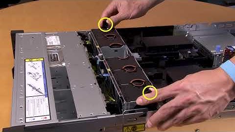 Lenovo ThinkSystem SR650 V2 installing a system fan and fan cage