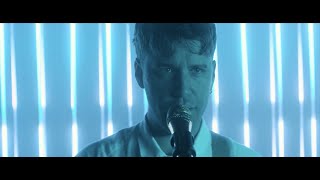 Смотреть клип Crooked Colours - Love Language (Official Music Video)