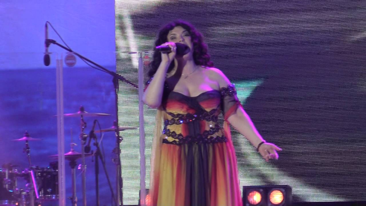 Ольга Панкратова - Выступление На Площади Нахимова (9.05.2016) - YouTube