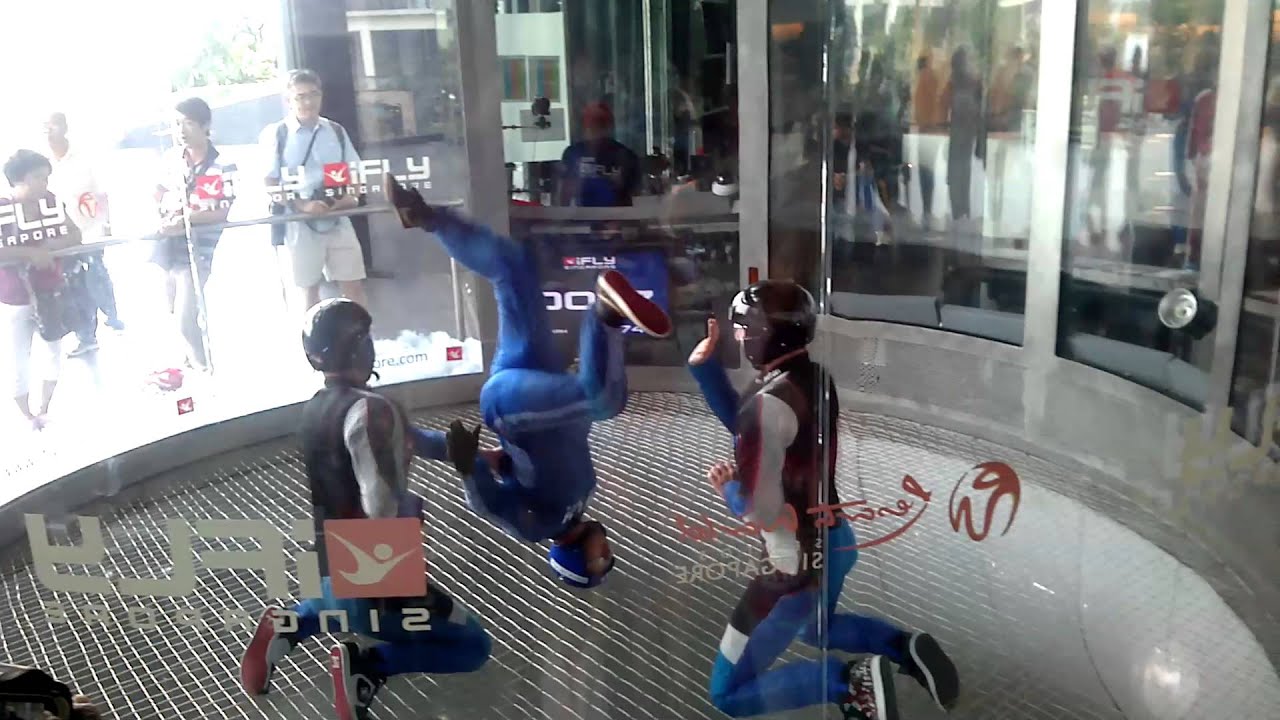 iFly Singapore ( Sentosa ) LEVITANDO TUNEL VIENTO Singapur | AUDIOVISOR