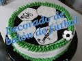 Pastel decorado de balón de fútbol ⚽