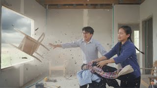 Download Lagu Strong winds hit James and Diep’s new house, blowing away their belongings. What did they lose? MP3 Download Lagu Strong winds hit James and Diep’s new house, blowing away their belongings. What did they lose? MP3