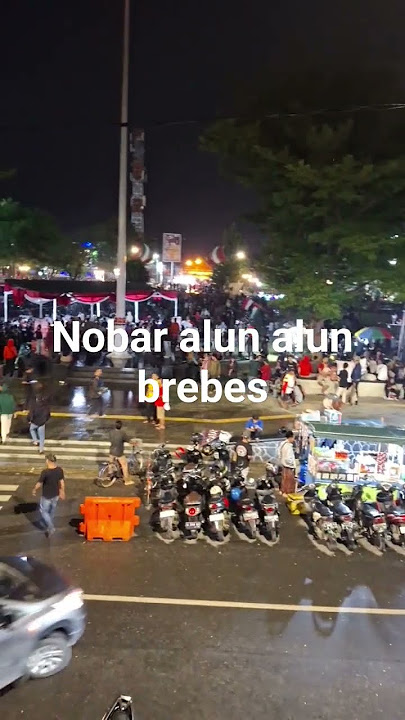Nobar 2 Layar di alun alun brebes