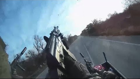 Отражение атаки ФПВ-дрона Украины на пикап России