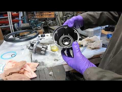 SeaStar Hydraulic Helm Pump HH5273 rebuild - YouTube