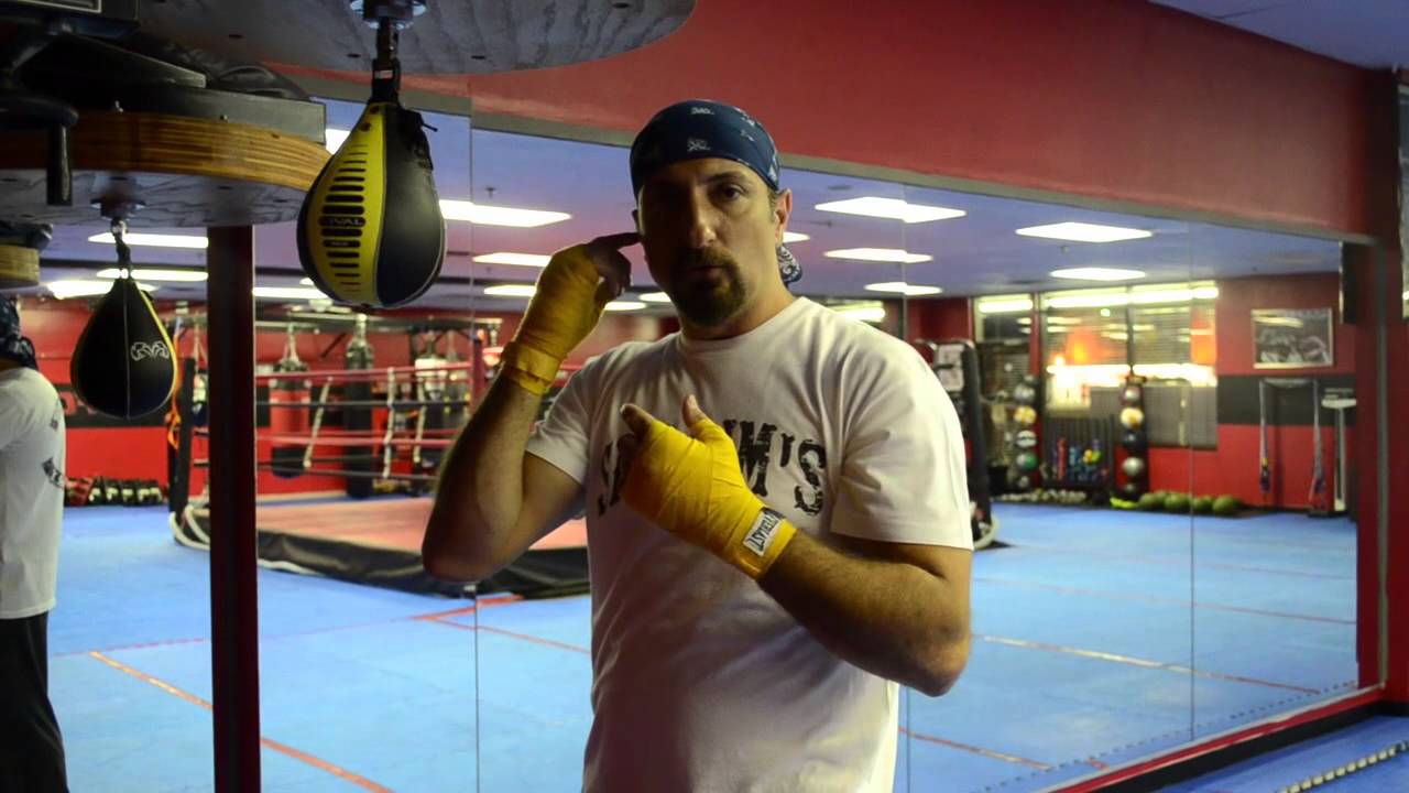 How to hit the speed bag. Speedbag for beginners. - YouTube