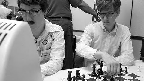 How computers get it wrong: 2+2 = 5 - Tony Mann