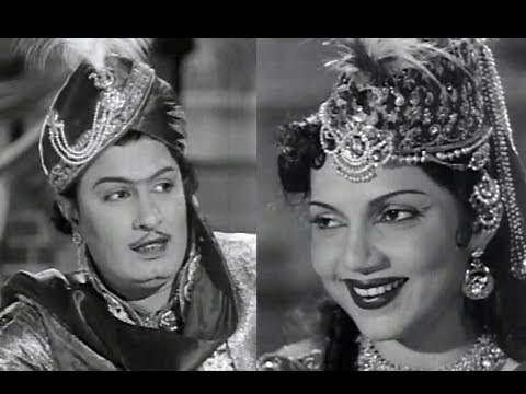 naama-aaduvathum---alibabavum-40-thirudargalum-song---mgr,-p.-bhanumathi