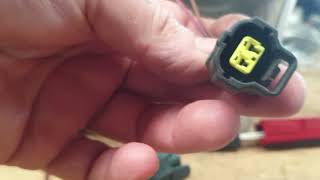 popping Toyota connector terminals  / pins