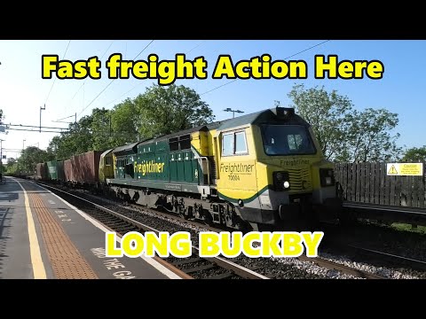 Lots of FAST Freight @ LONG  BUCKBY (early morning)