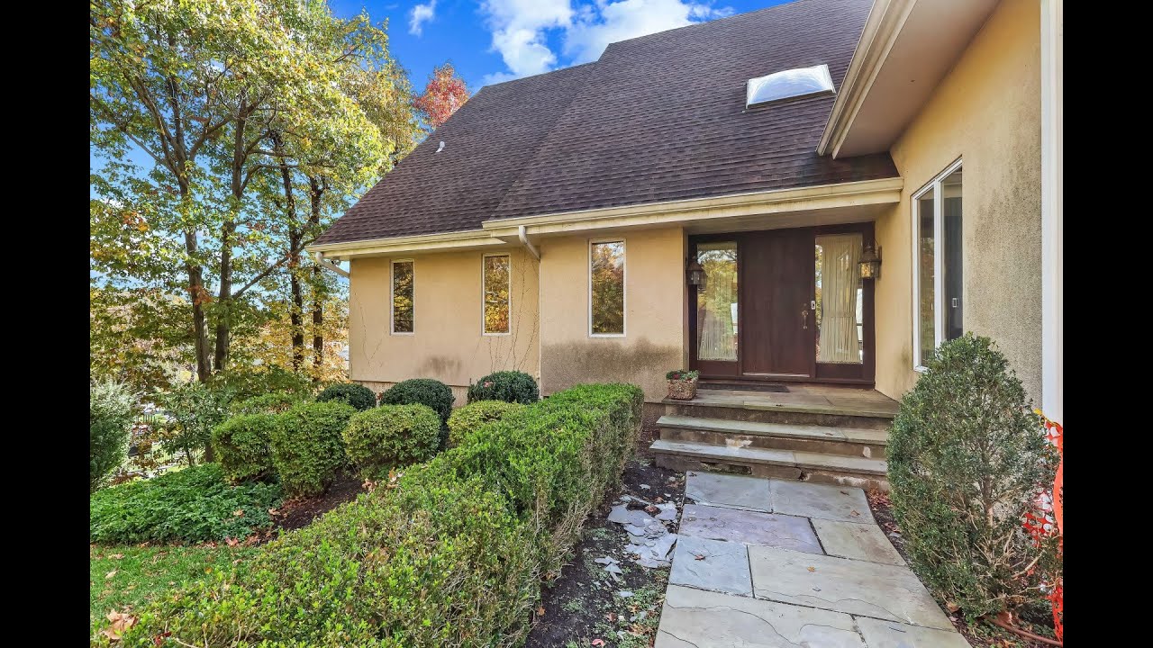 37 Century Trail Harrison, NY | ColdwellBankerHomes.com