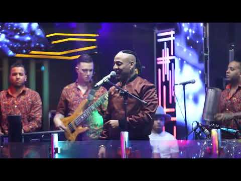 KRISSPY - ÉXITOS ROMÁNTICOS [EN VIVO DESDE SOBER LOUNGE]