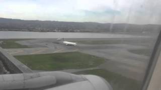 United airlines b737-800 landing at sfo from atl