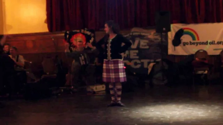 Traditional Scottish dancing at the Greenpeace Cei...