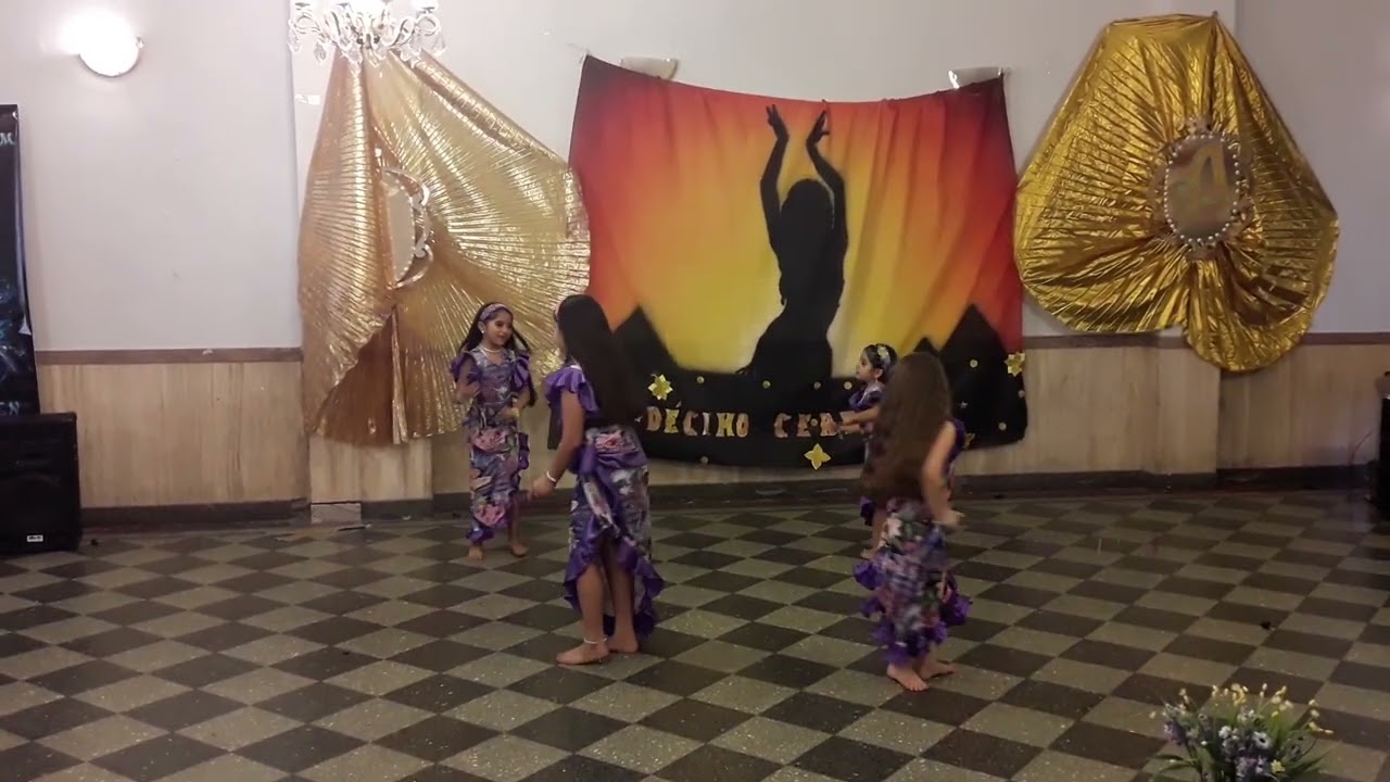 OTRO BAILE DE MARIPAU