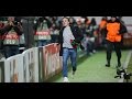 Футбольный фанат убегает от стюардов на матче Локомотив-Бешикташ