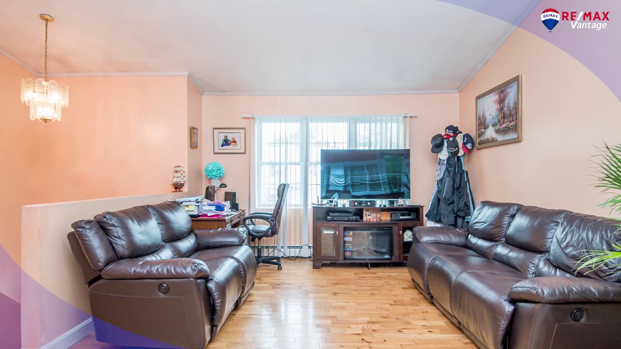 New Bedford, 290 Loftus St Real Estate Video Tour by Jeffrey Lister YouTube