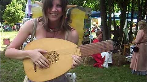 Emma Fae - Fae Dance Lute Tutorial