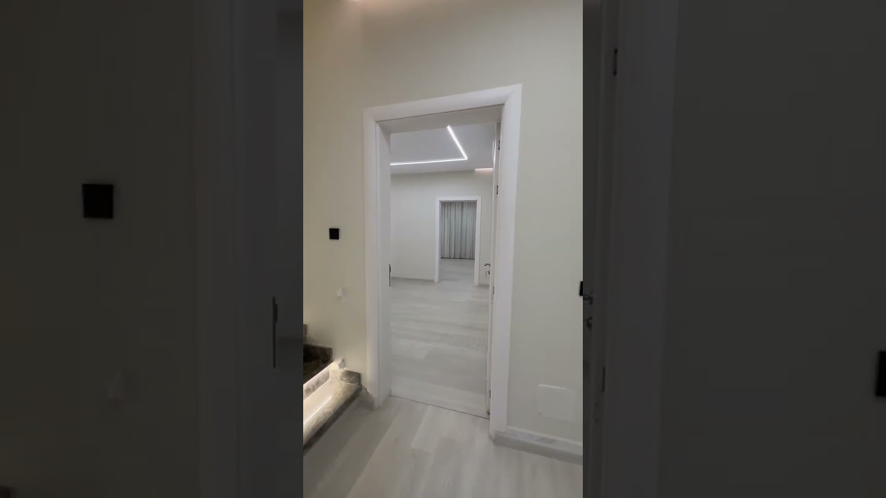 فله دورين وملحق دبلكس جده حي الواحه  من مالك مباشر للتوصل 0563320562\0534422618