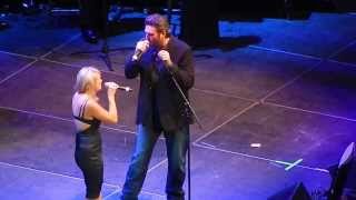 Blake Shelton & Miranda Lambert - These Days I Barely Get By - George Jones Tribute