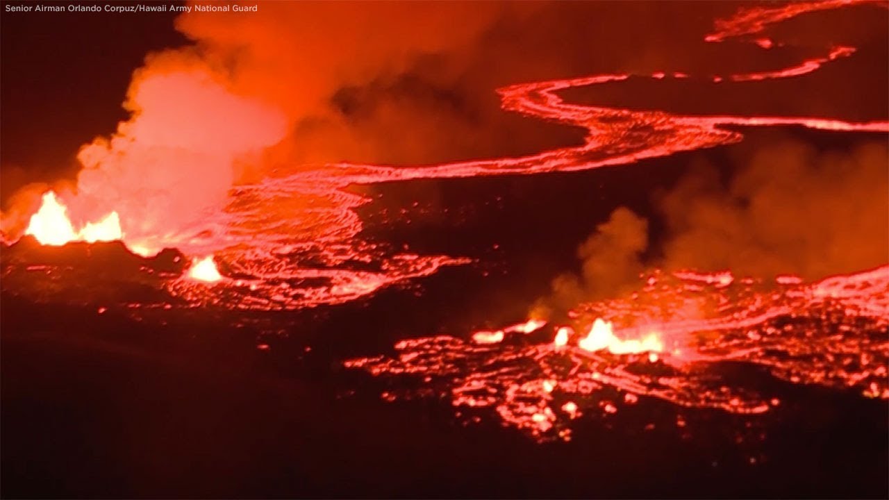 kilauea eruption Eerie scene as Kilauea lava burns red in the night