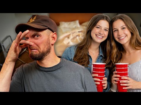 2 Girls 10 Cups | Cooked in the Comments