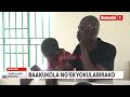 Agataliiikonfuufu:   Ababba wwaya z&#39;amasannyalaze e Mayuge babasalidde omusango