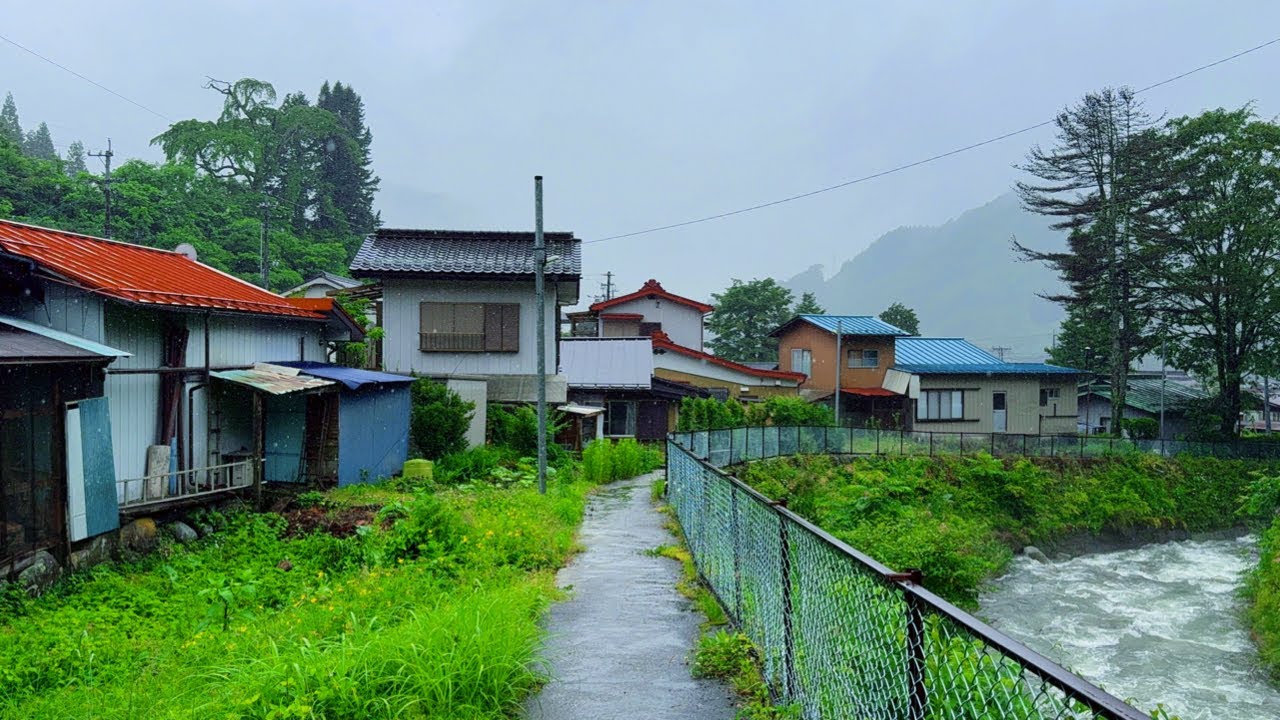 Japan Rainy Day Walk in Summer - 2025 ☔️ Most beautiful Village in ...