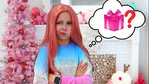 Alice and Christmas stories about good behavior with friends