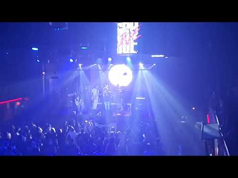 Black Circle -