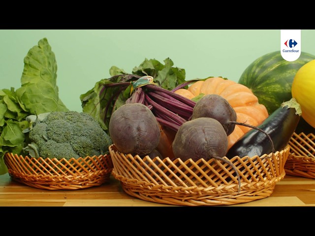 Mulher dá dicas de como escolher frutas no mercado, e vídeo viraliza;  assista