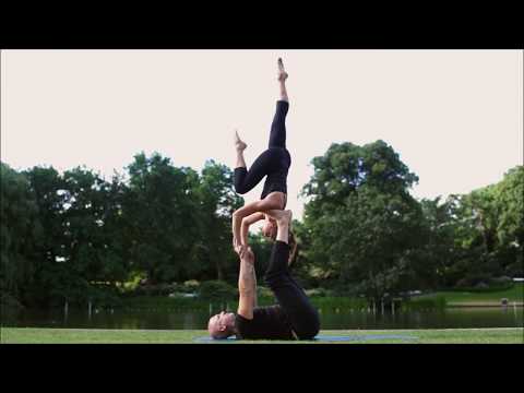 FourStep - AcroYoga