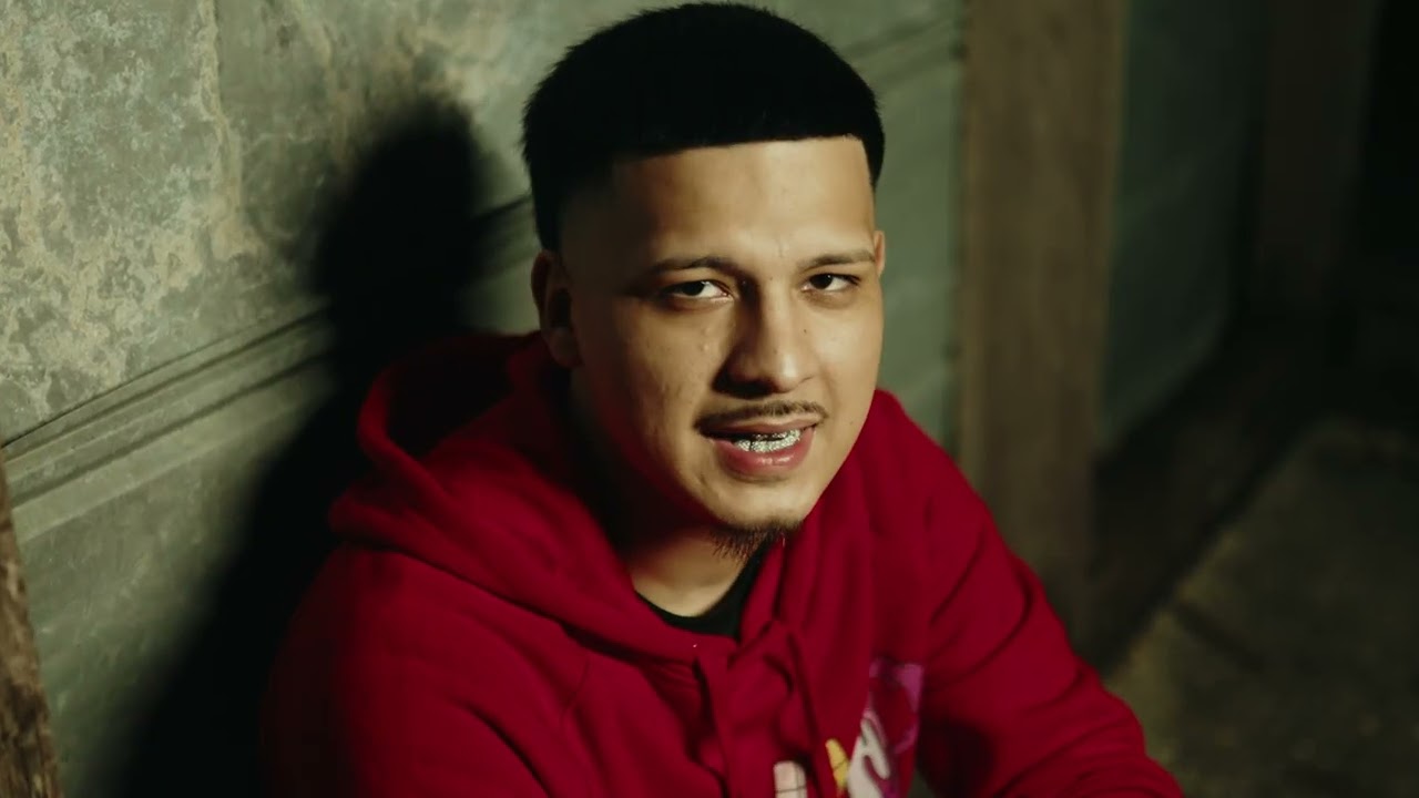 Watch Izzy93 - 32 Bars / Apollo Creed (Official Music Video) on YouTube Watch Izzy93 - 32 Bars / Apollo Creed (Official Music Video) on YouTube