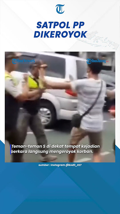 Terekam Detik-detik 2 Anggota Satpol PP Dikeroyok Awalnya Melerai Perselisihan #shorts