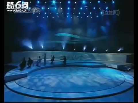 《雪山》- 代青塔娜Snow Mountain - Daiqing Tana