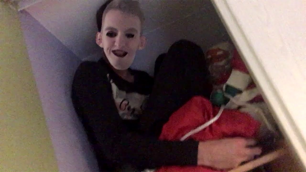 Le Fils Du Pere Noel Est Kidnappé JE SURPRENDS KENNY EN TRAIN DE KIDNAPPÉ LE PÈRE NOËL !!! - YouTube