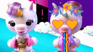 Fingerlings: Hangin' With Gigi | Unicorns Gigi And Mackenzie Love Social Media & Their Fans