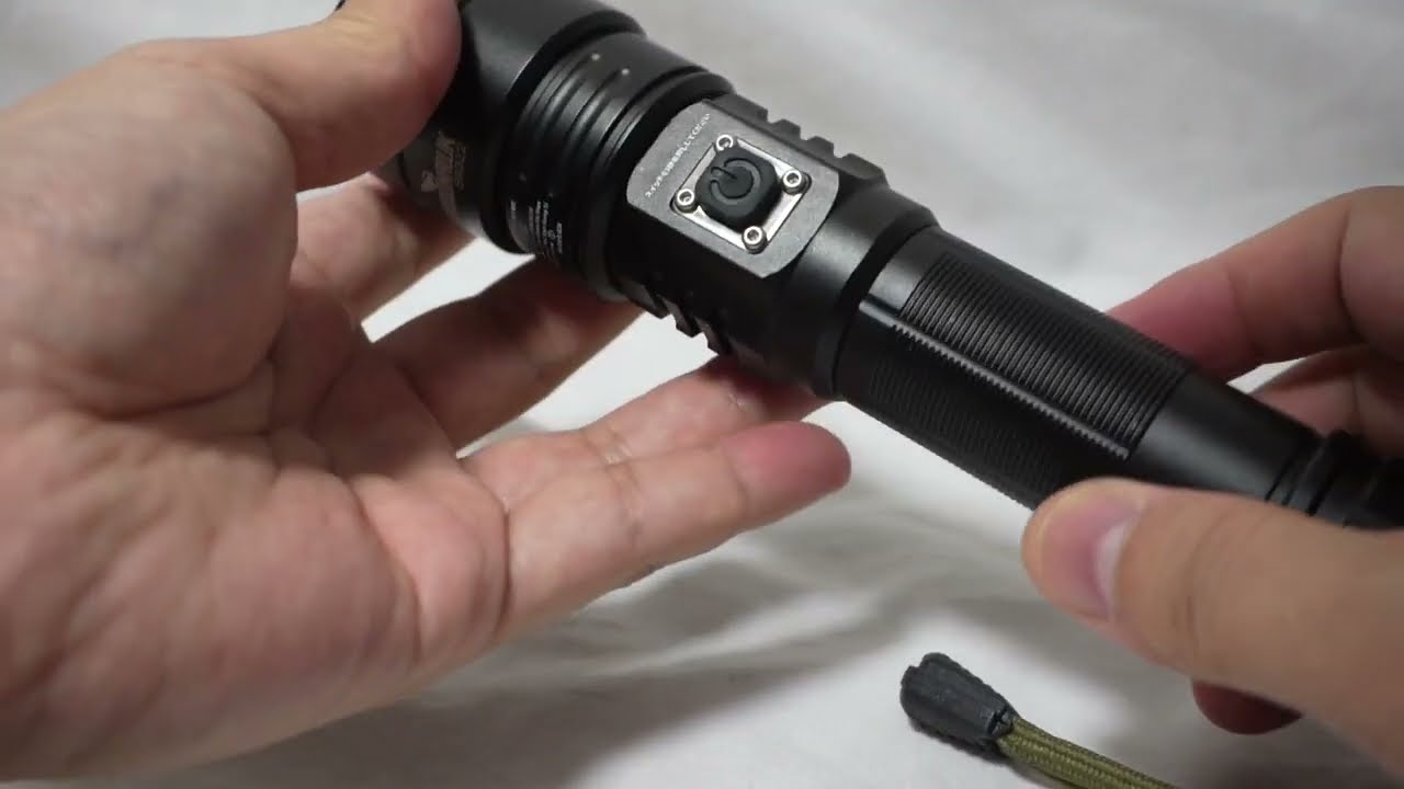 Shadowhawk LED懐中電灯 30000lm XHP70.2 IP67防水 5000mAh 21700電池