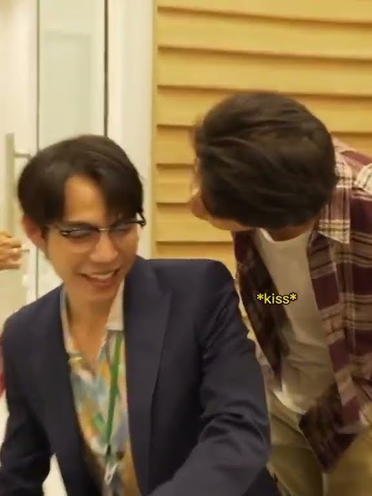 First gay panicking 😂😂😂🧡🤍#khaofirst#firstkanaphan#firstkhaotung#khaotungg#firstkhao