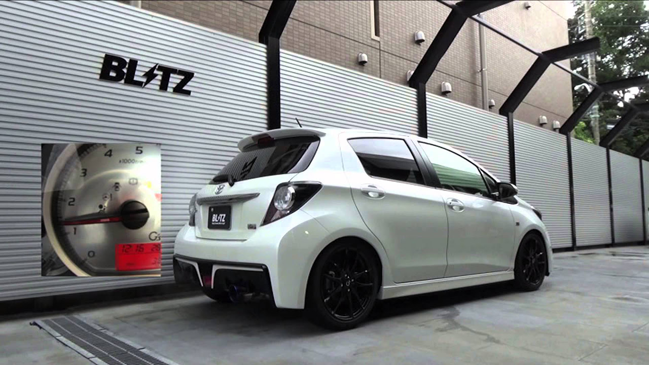 BLITZ / NUR-SPEC OVAL Ti ZRR80W TOYOTA VOXY EXHAUST SOUND - YouTube