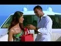 Kareena Kapoor Gifted A Bikini | Kambakkht Ishq